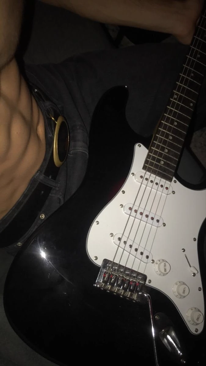 A rockers band... thumbnail