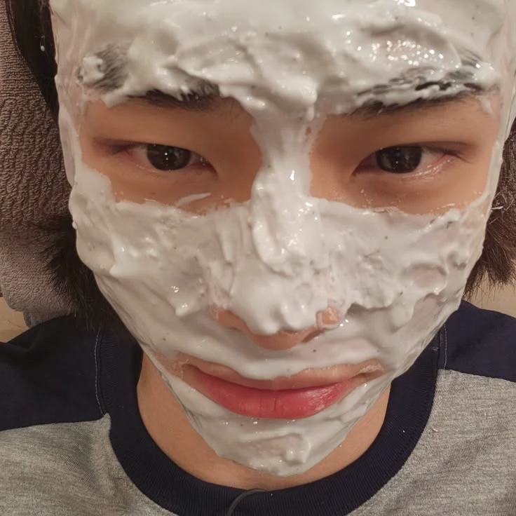 Hwang Hyunjin thumbnail