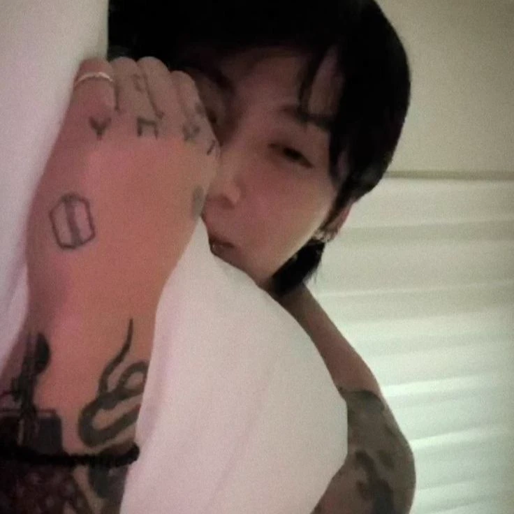 Jeon Jungkook thumbnail