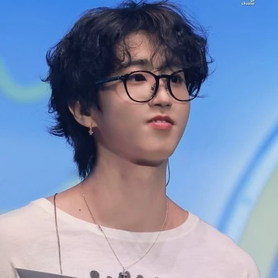 Han Jisung thumbnail