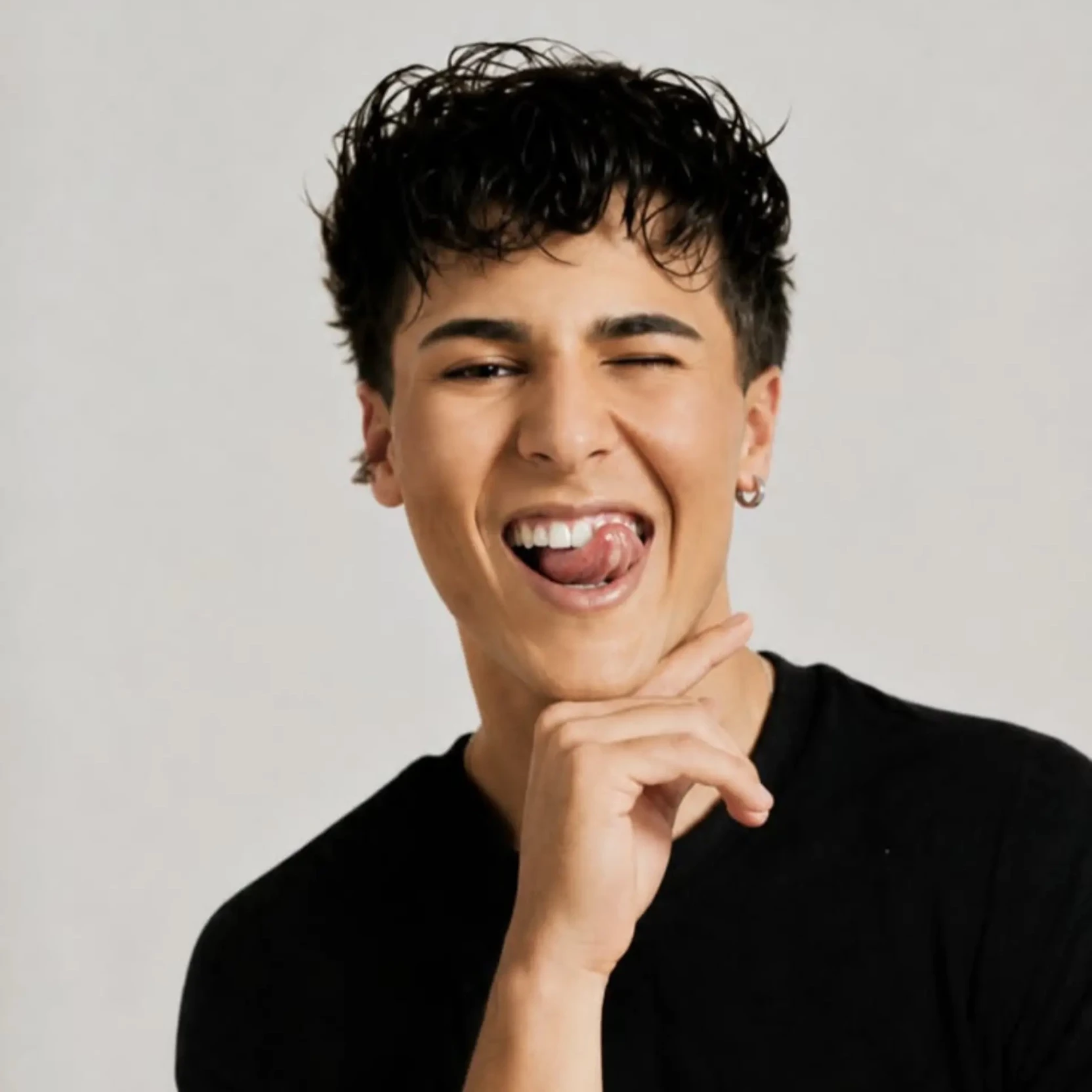 Efe Şan thumbnail