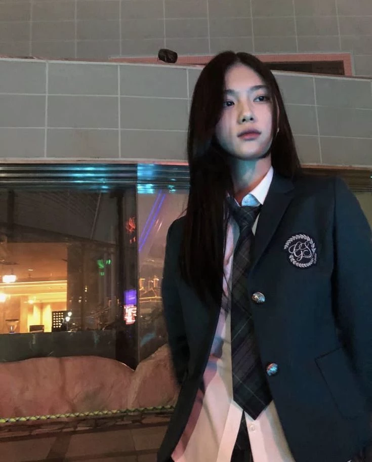 Yoon Ji-hye thumbnail
