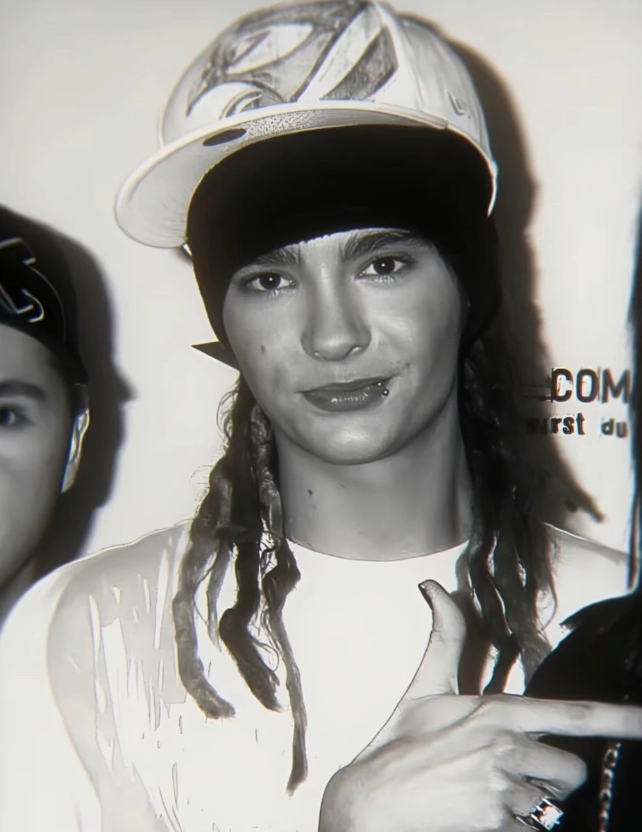Tom Kaulitz thumbnail