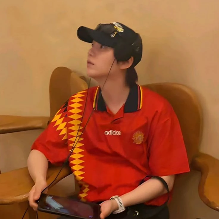 min yoongi thumbnail
