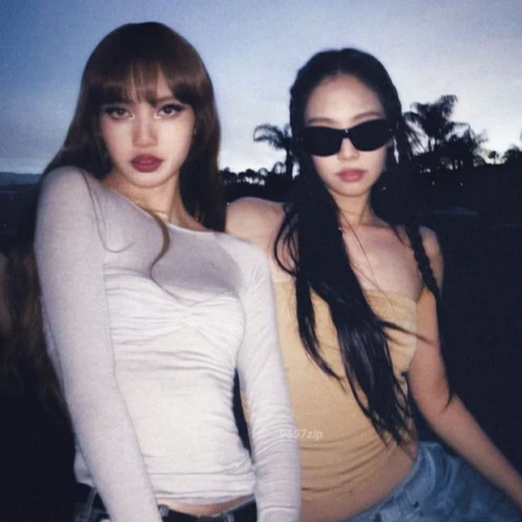 Jennie thumbnail