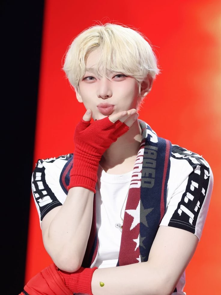 Kim Sunoo (Sunsun) thumbnail