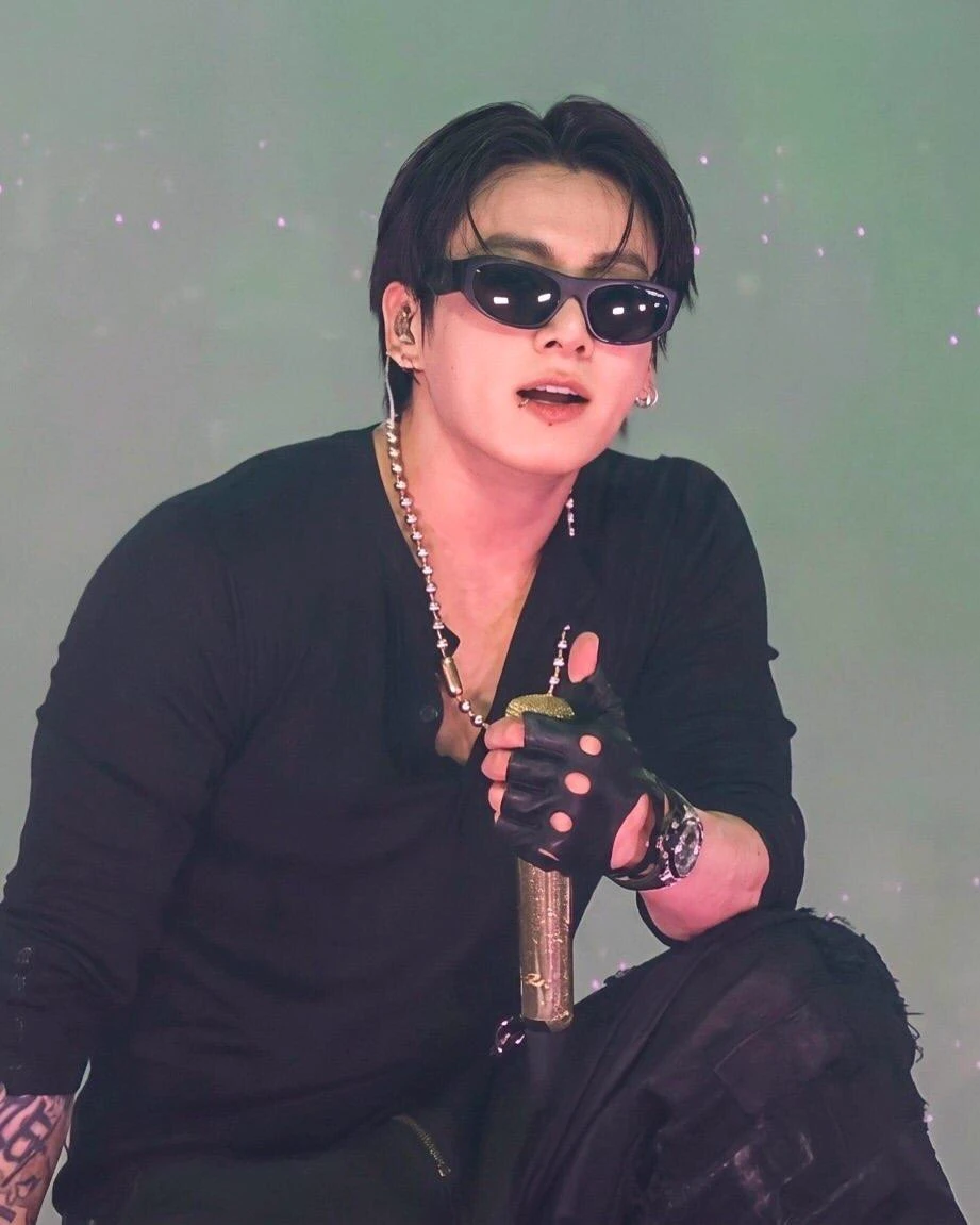 Jeon Jungkook | COLD GUY thumbnail