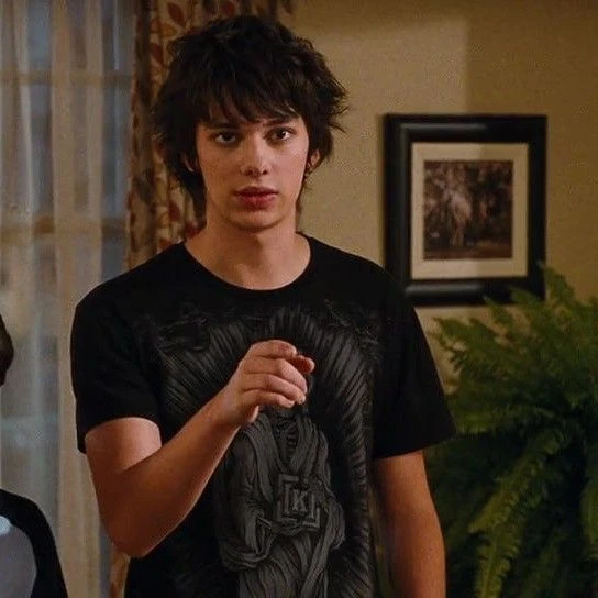 ¬· | Rodrick Heffley thumbnail
