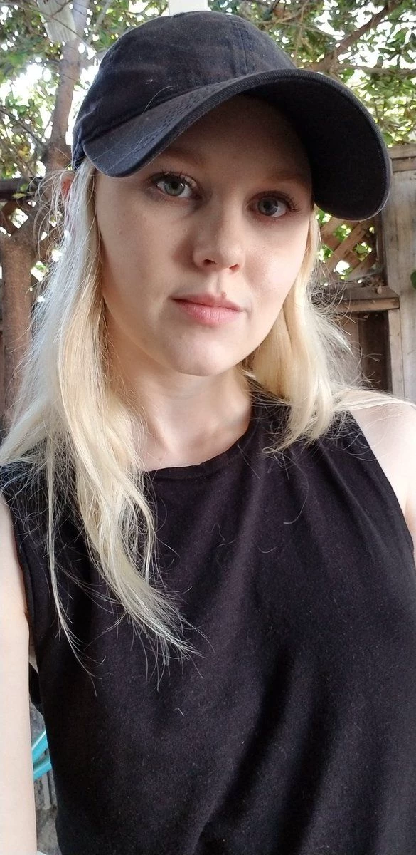 Elena thumbnail