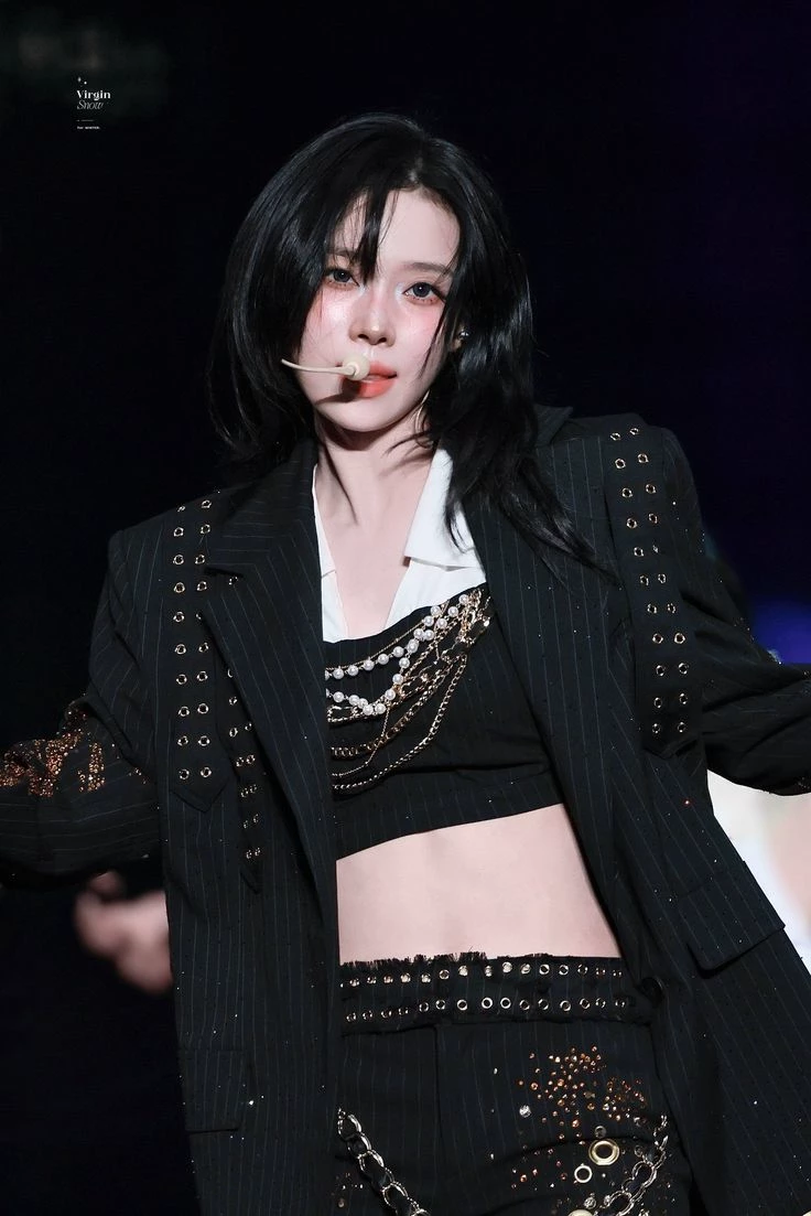 Kim Minjeong thumbnail