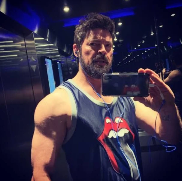 Karl Urban thumbnail