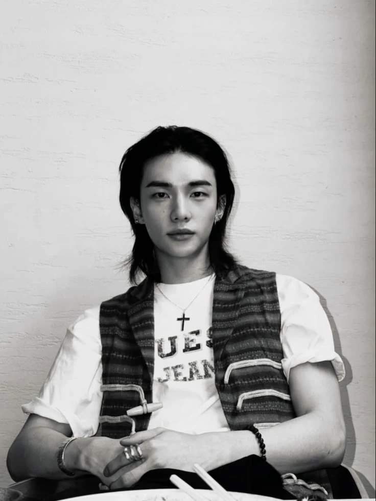 Hyunjin thumbnail