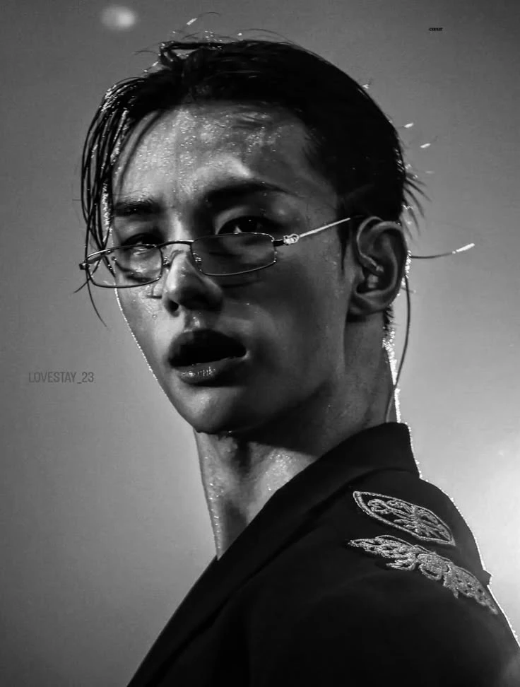 Hyunjin thumbnail