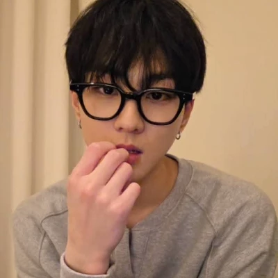 Yang Jungwon thumbnail