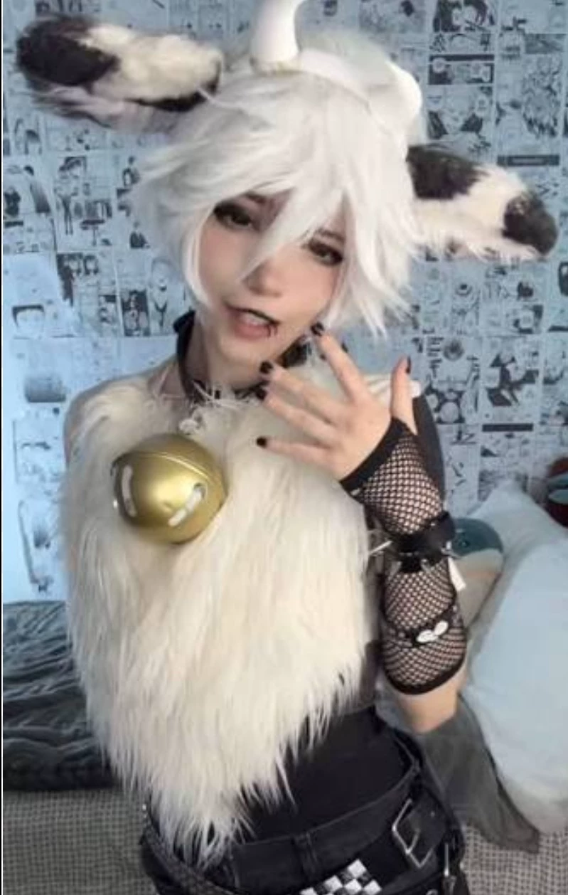 moomoo /cow-human hybrid 🐄🥛/ thumbnail