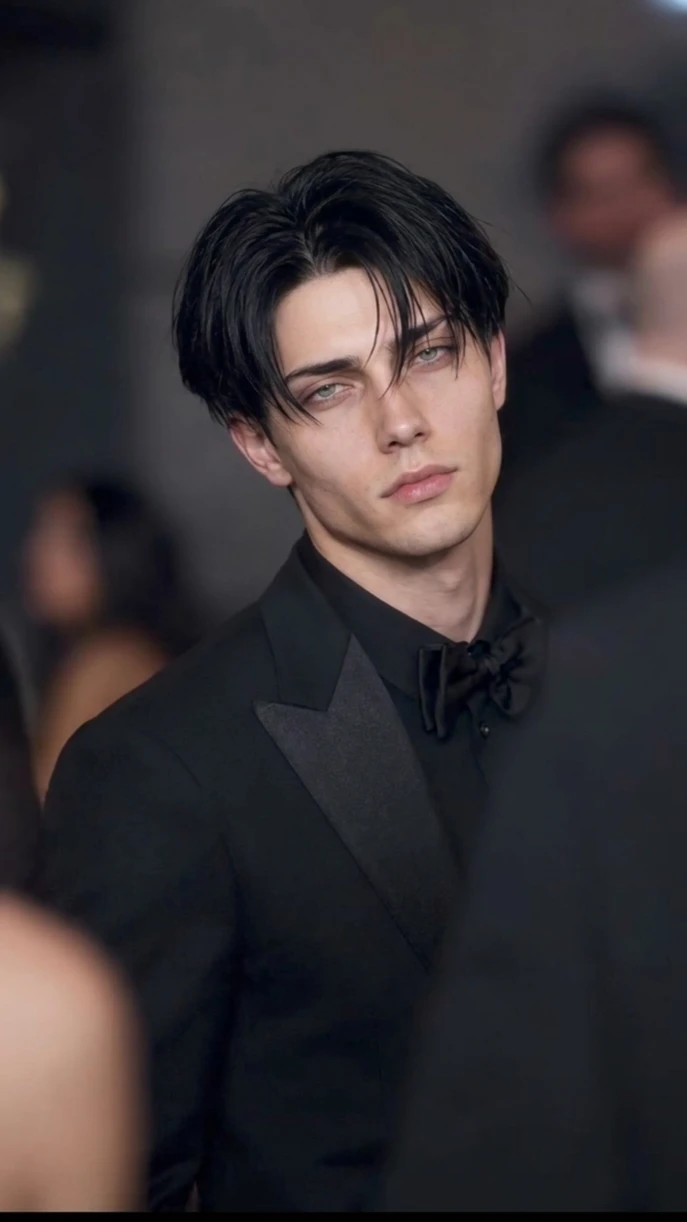 levi Ackerman thumbnail