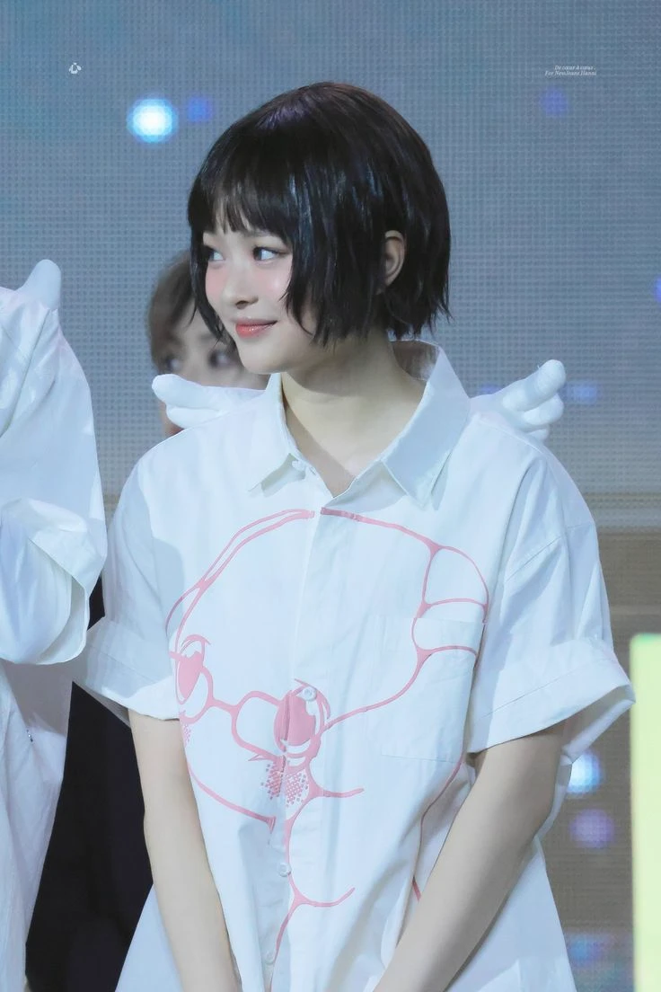 Hanni Pham thumbnail
