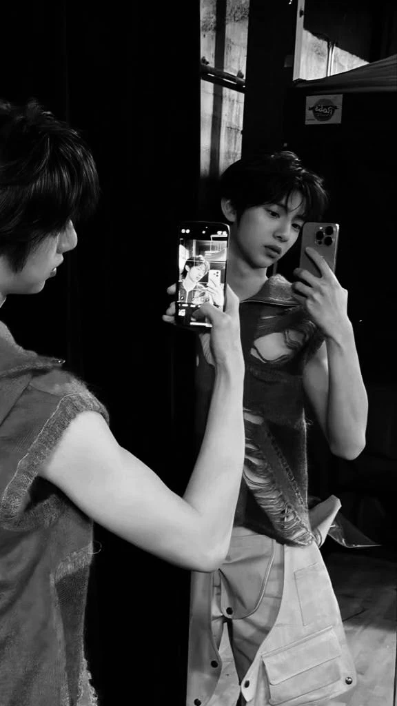 juhoon thumbnail