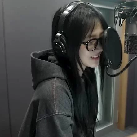 Kim Minji thumbnail