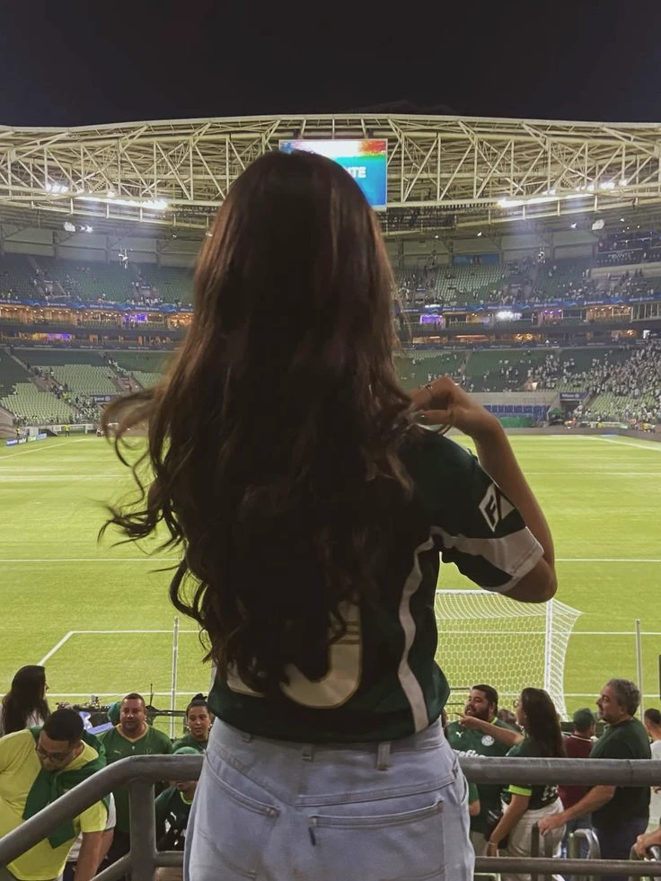 Victoria De Luca thumbnail