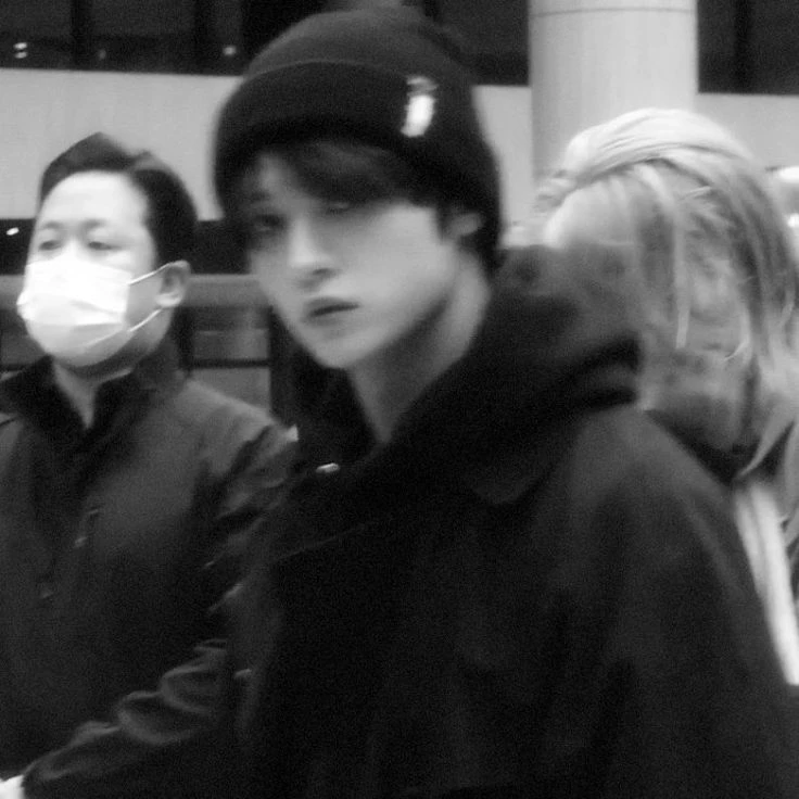 Lee Know thumbnail