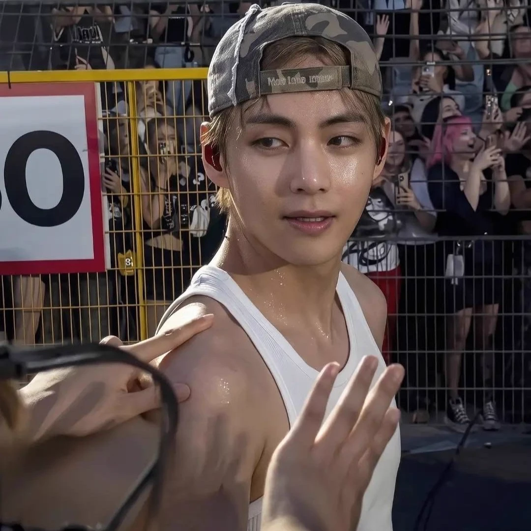 Taehyung thumbnail