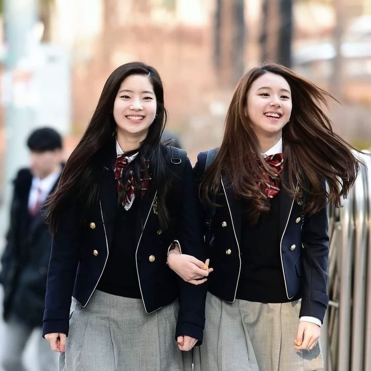 Chaeyoung and Dahyun (DubChaeng) thumbnail