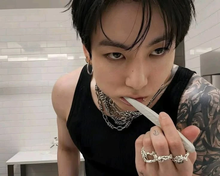JUNGKOOK mafia leader (best friend) thumbnail