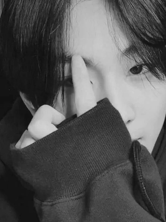 Yang Jungwon thumbnail