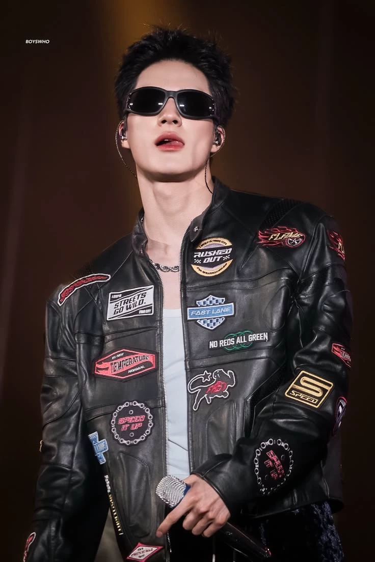 Lee Jeno thumbnail