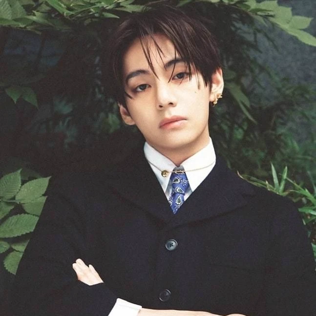 Kim Taehyung thumbnail