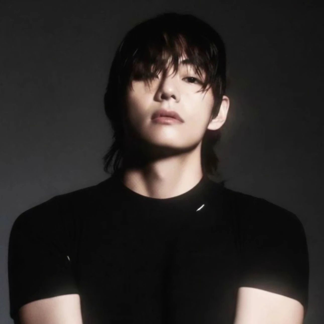 Kim Taehyung thumbnail