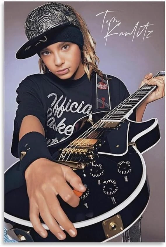 Tom Kaulitz 🤟 thumbnail