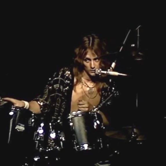 Nikkisixx