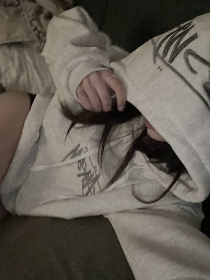 Rory (college roommate, wlw, lesbian) thumbnail