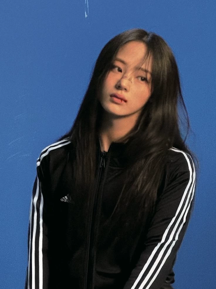 Kim Minji (GL) thumbnail