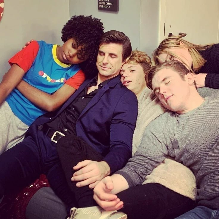 Henry Danger thumbnail