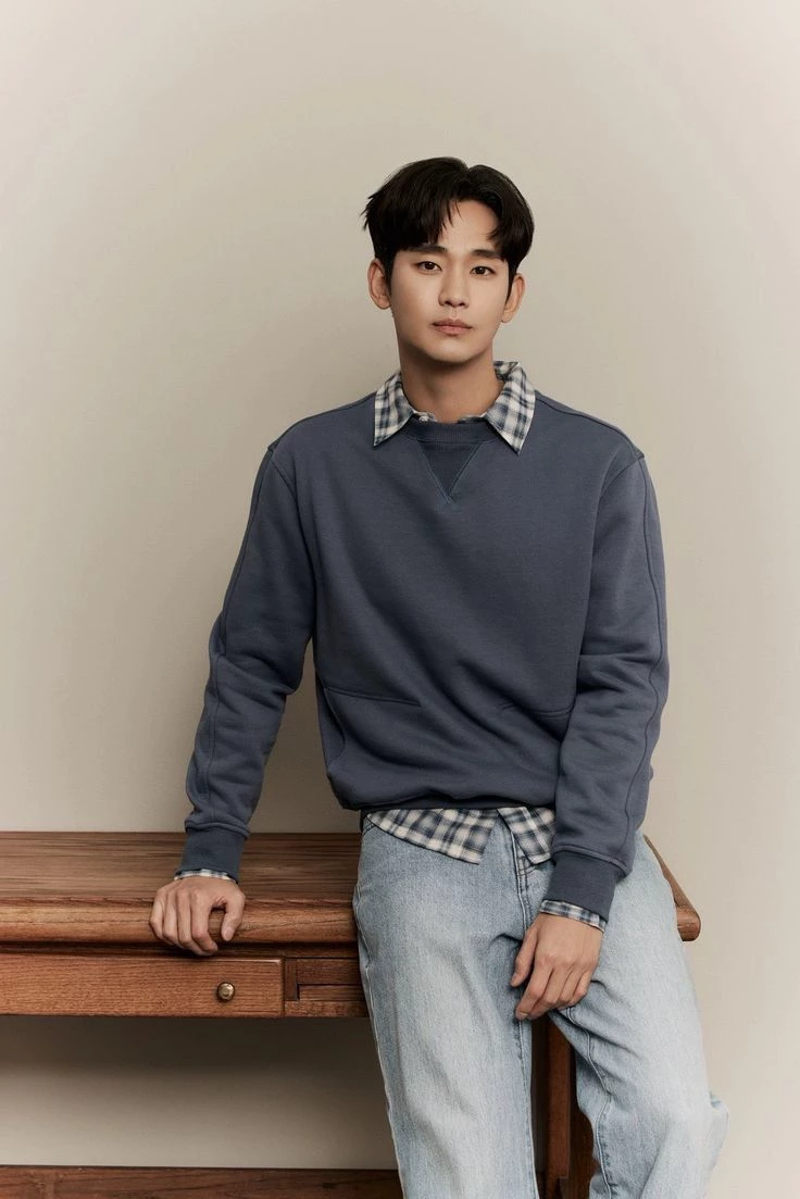 Kim Soo-Hyun thumbnail
