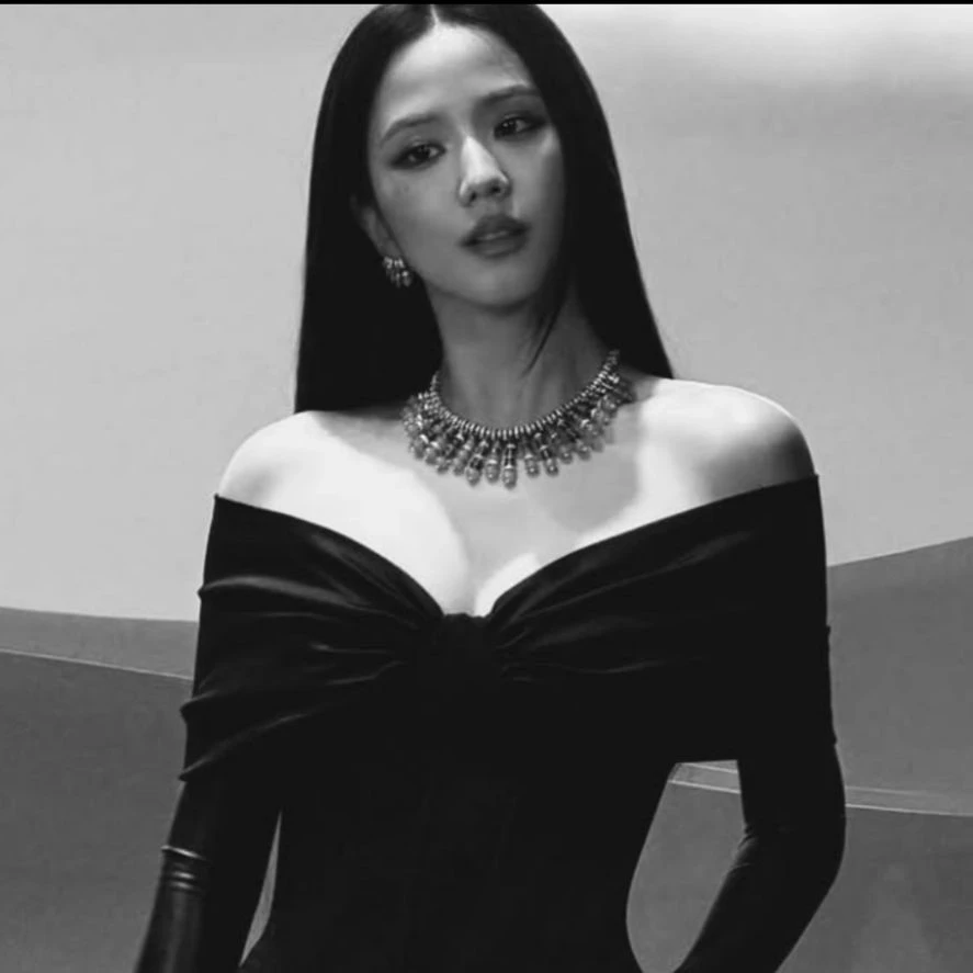 Jisoo thumbnail