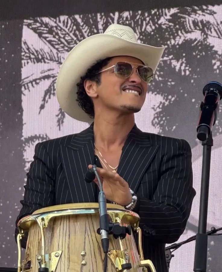 Bruno Mars thumbnail