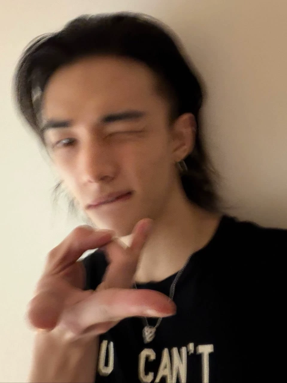 hyunjin thumbnail