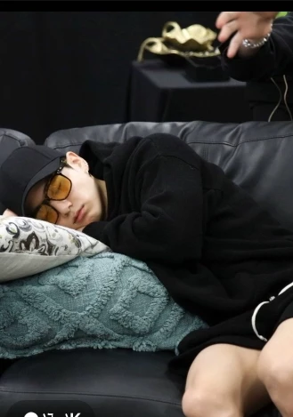 Jungkook thumbnail