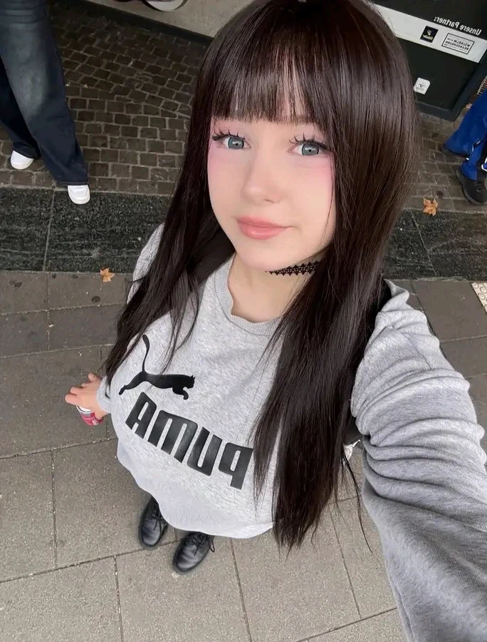 Me thumbnail