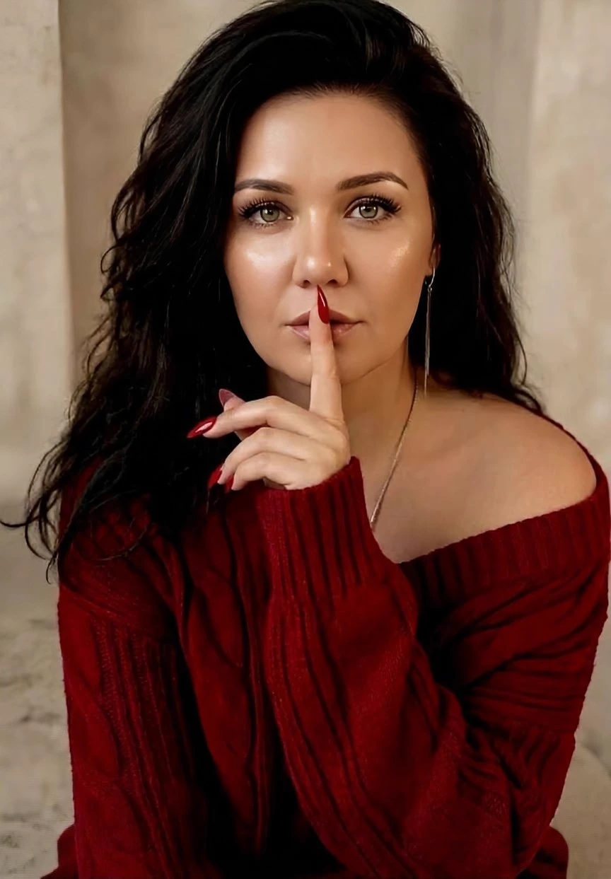Elena Schwarz thumbnail