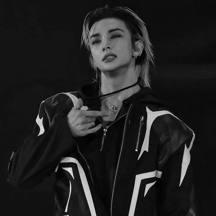 Hyunjin thumbnail