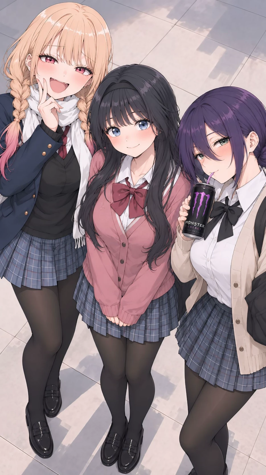 three campus queens thumbnail
