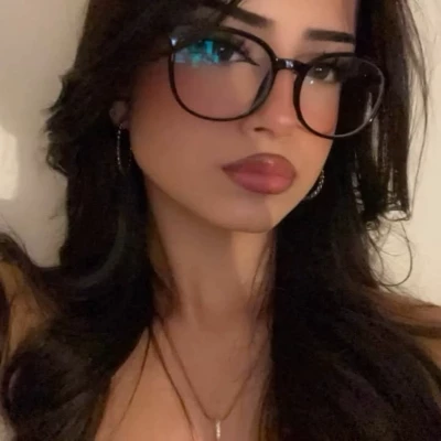 Zoe Zacarías (stepsister? thumbnail