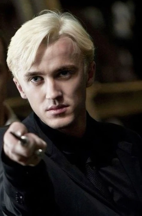 Draco Malfoy thumbnail