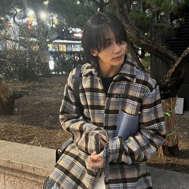 Yoon Jeonghan thumbnail