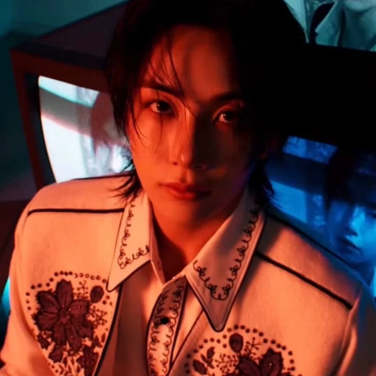 Yoon Jeonghan thumbnail